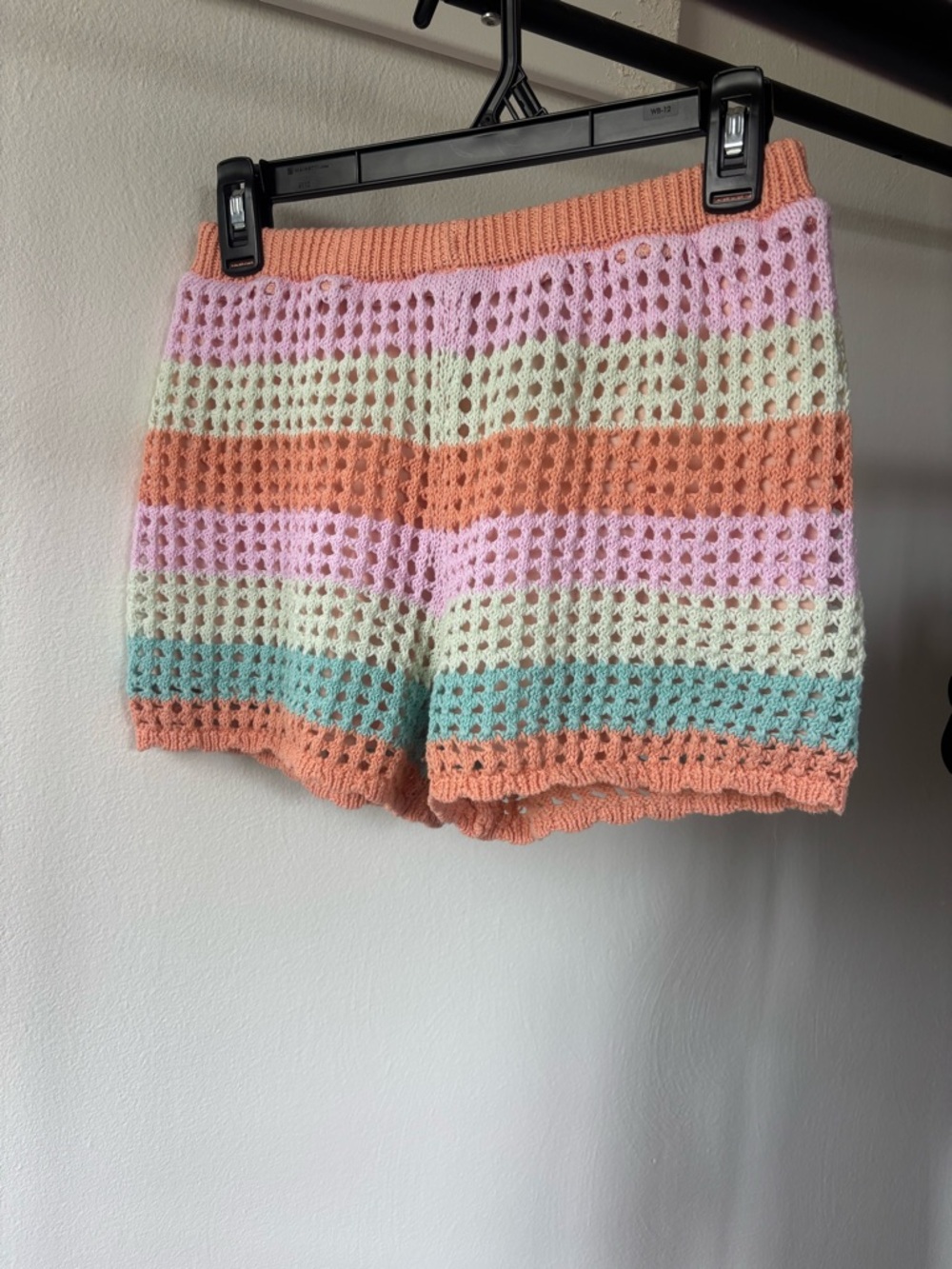 art class Crochet High-Waist Striped Shorts - Peach, Pink, Mint & Cream